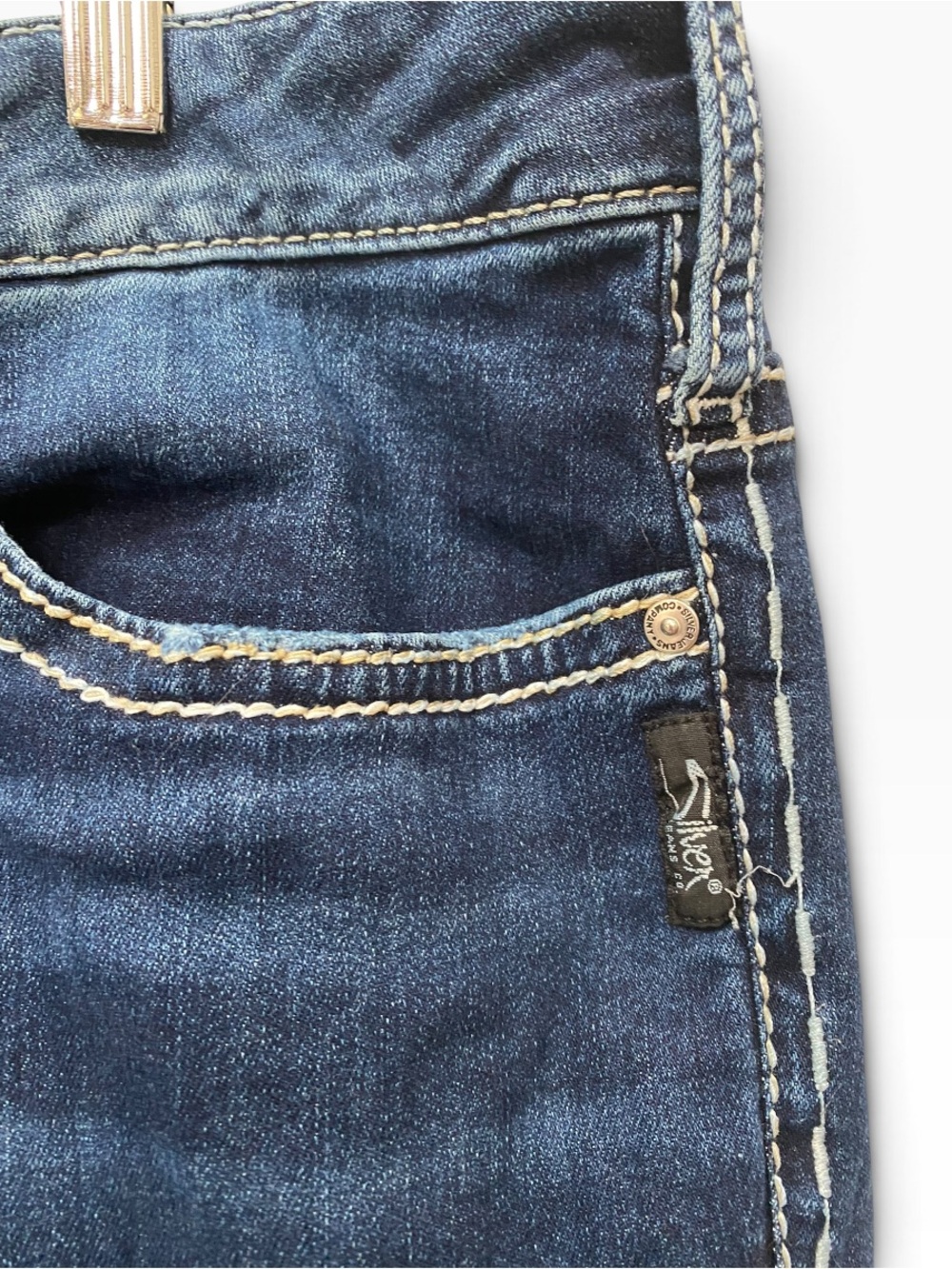 Silver Jeans Dark Blue Flare Jeans  sz 24 L33 Plus 24W - Picture 3 of 9